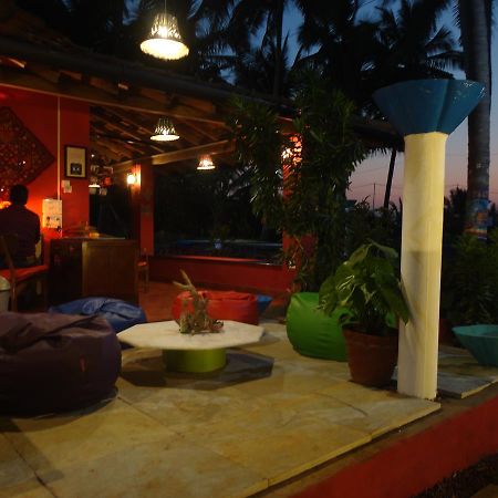 The Yuppi Hippi Female Hostel Anjuna Ngoại thất bức ảnh
