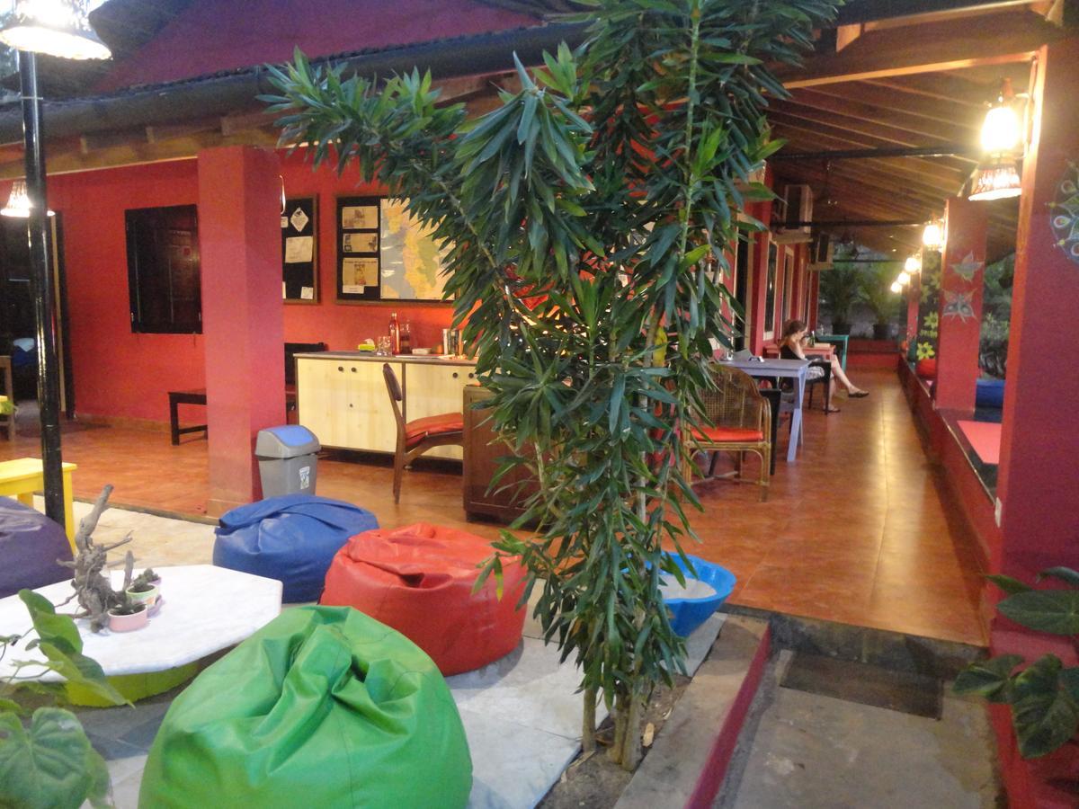 The Yuppi Hippi Female Hostel Anjuna Ngoại thất bức ảnh